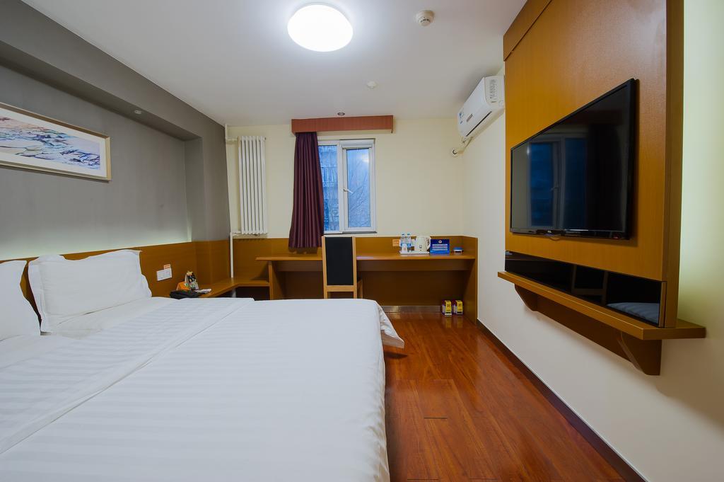 7Days Premium Xi'An Xiaozhai Metro Station Jinsha Hotel Room photo