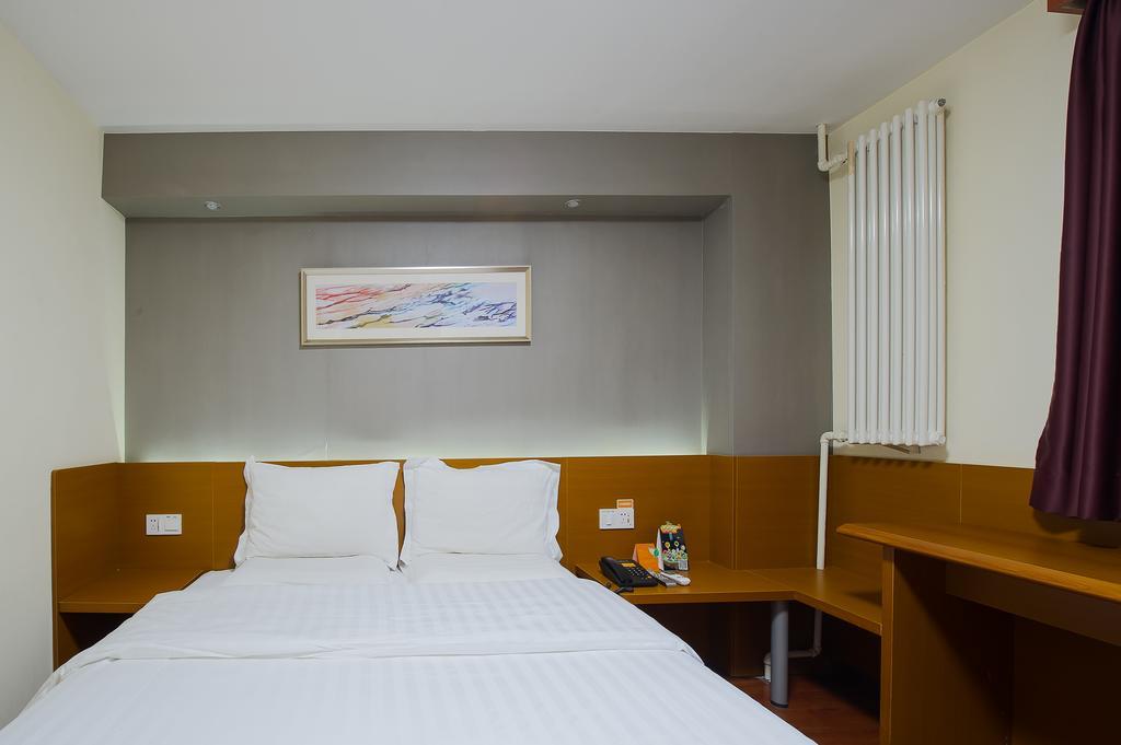 7Days Premium Xi'An Xiaozhai Metro Station Jinsha Hotel Room photo